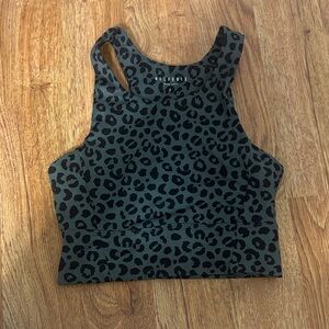 Stylish Black Leopard Print Crop Top
